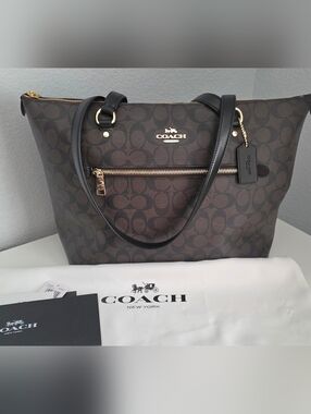 Coach Signature Gallery Tote In Black & Brown Gold Hardware Like New